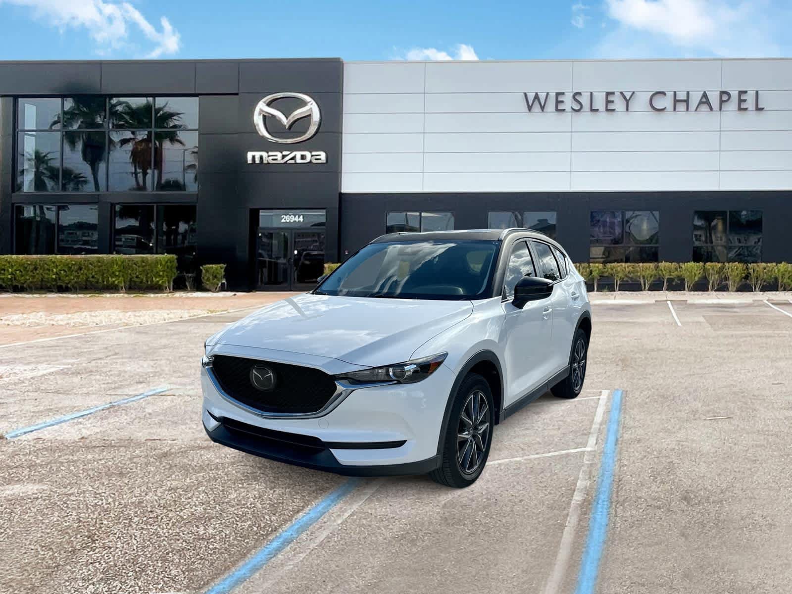 Used 2018 MAZDA CX-5 Touring w/ Preferred Equipment Package FWD image 1
