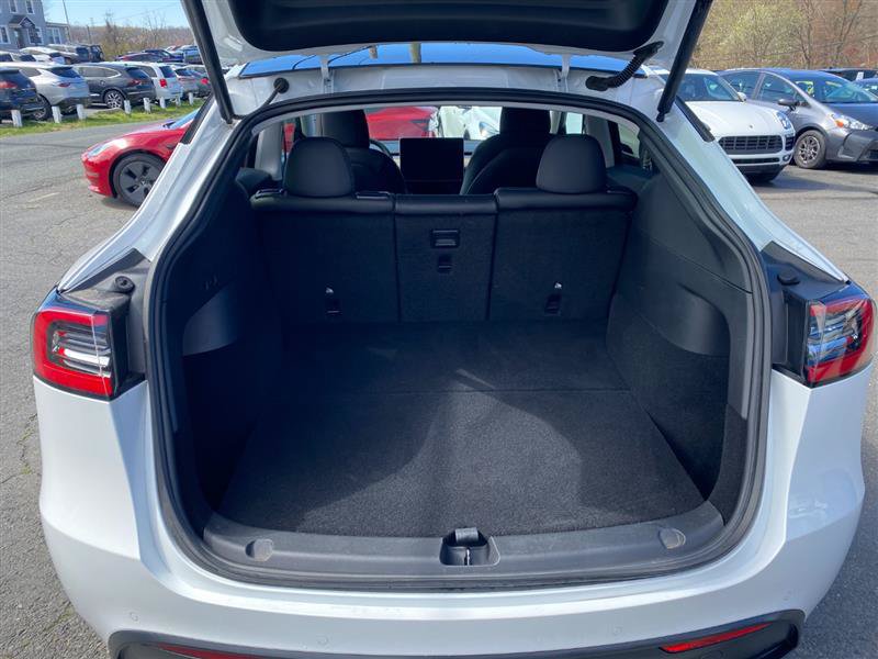 Used 2023 Tesla Model Y AWD image 15
