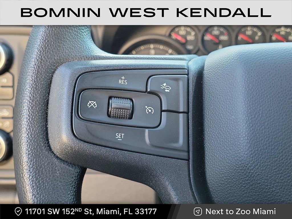 Used 2025 Chevrolet Silverado 2500 Custom w/ Custom Value Package image 15