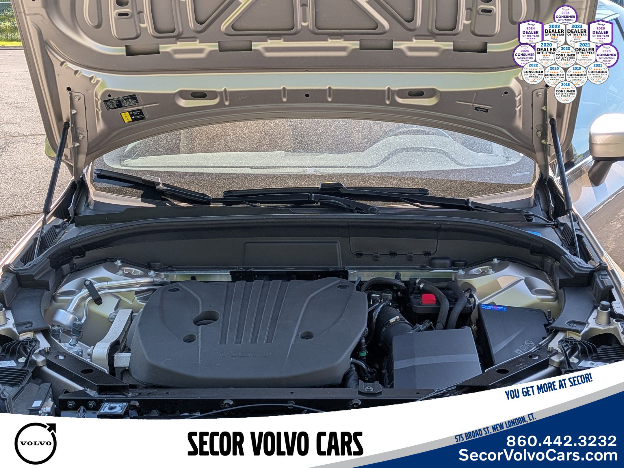 Certified 2023 Volvo XC60 B5 Plus w/ Climate Package AWD/4WD image 29
