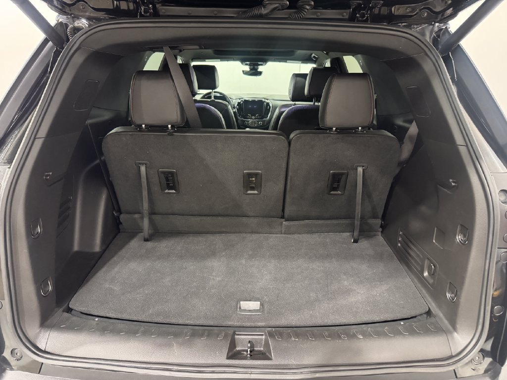 Used 2023 Chevrolet Traverse RS AWD/4WD image 27