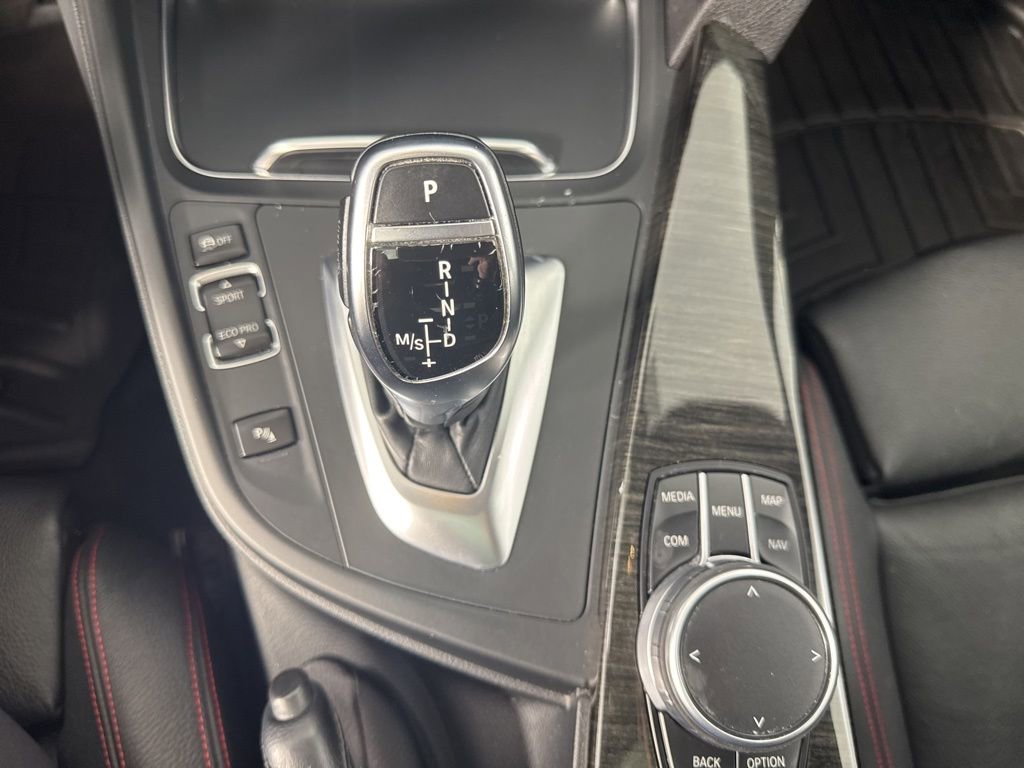 Used 2017 BMW 330i xDrive Sedan image 19