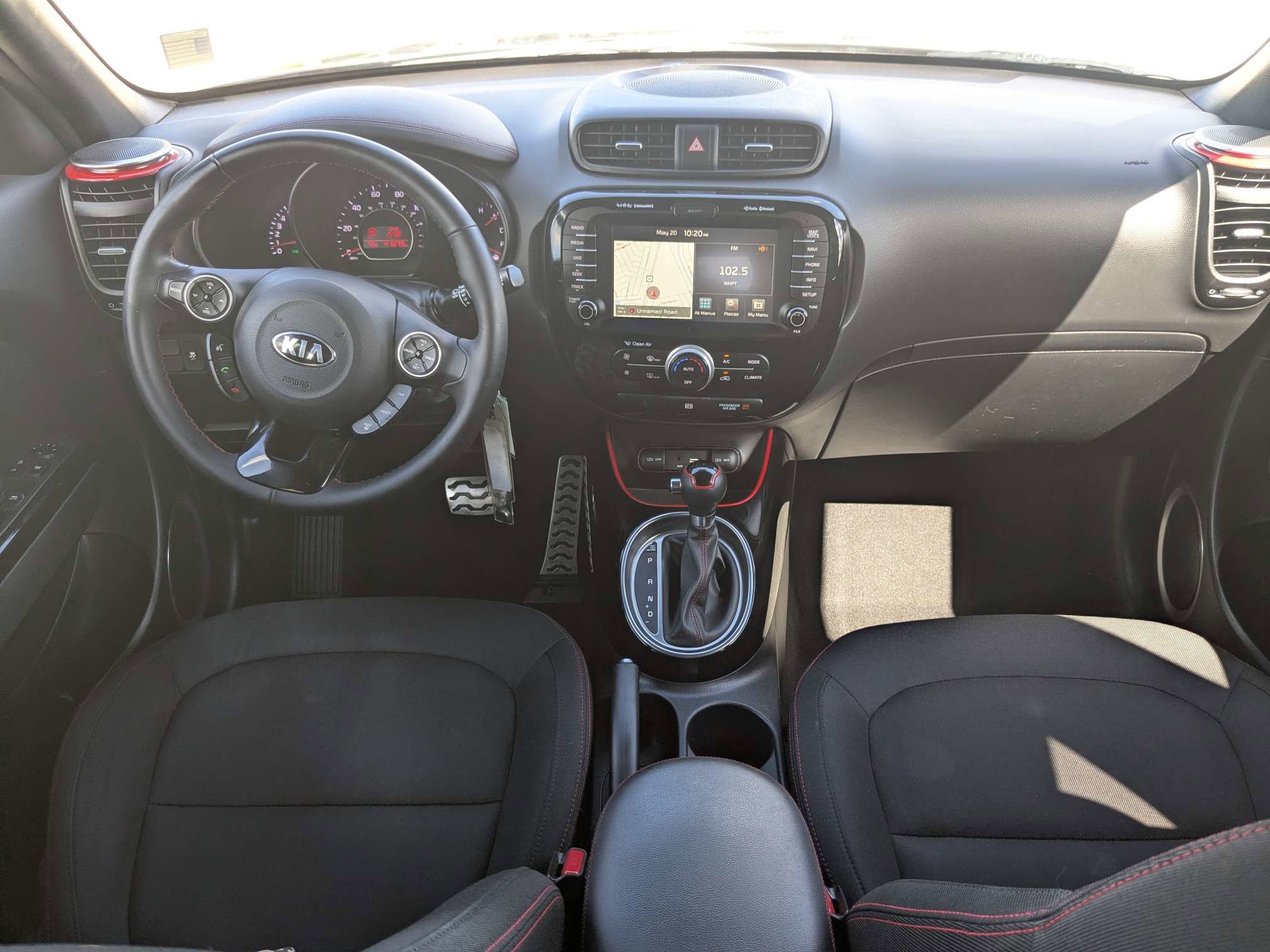 Used 2016 Kia Soul + w/ Tarmac Special Edition FWD image 17