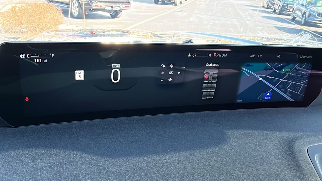 Used 2025 Ford Expedition Active AWD/4WD image 19