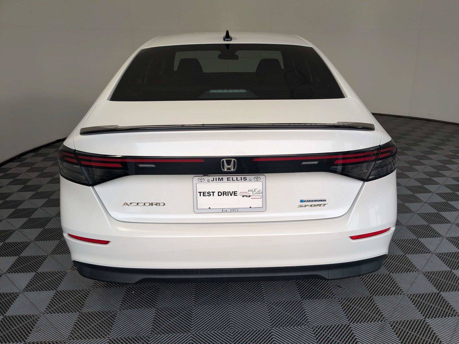 Used 2023 Honda Accord Sport image 7