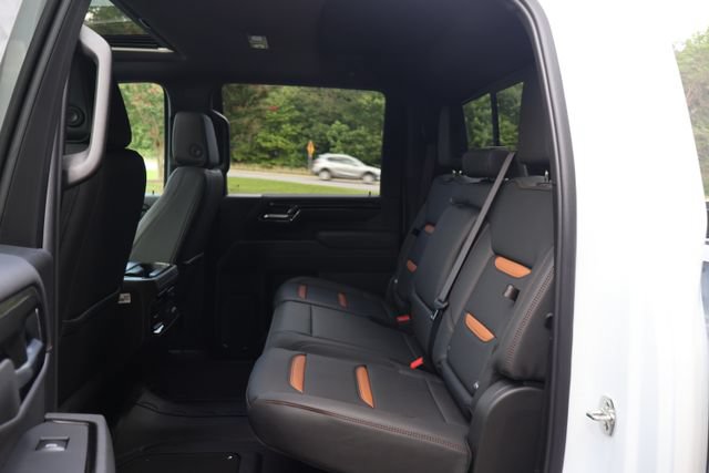 New 2026 GMC Sierra 2500 AT4 w/ AT4 Premium Plus Package AWD/4WD image 21