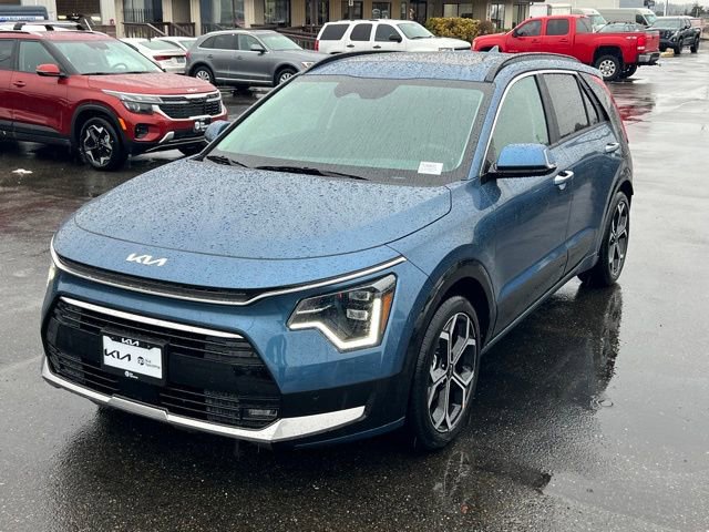 New 2026 Kia Niro SX Touring FWD image 3