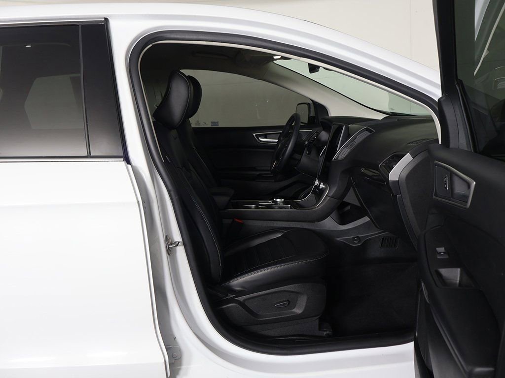 Used 2024 Ford Edge SEL w/ Convenience Package image 28