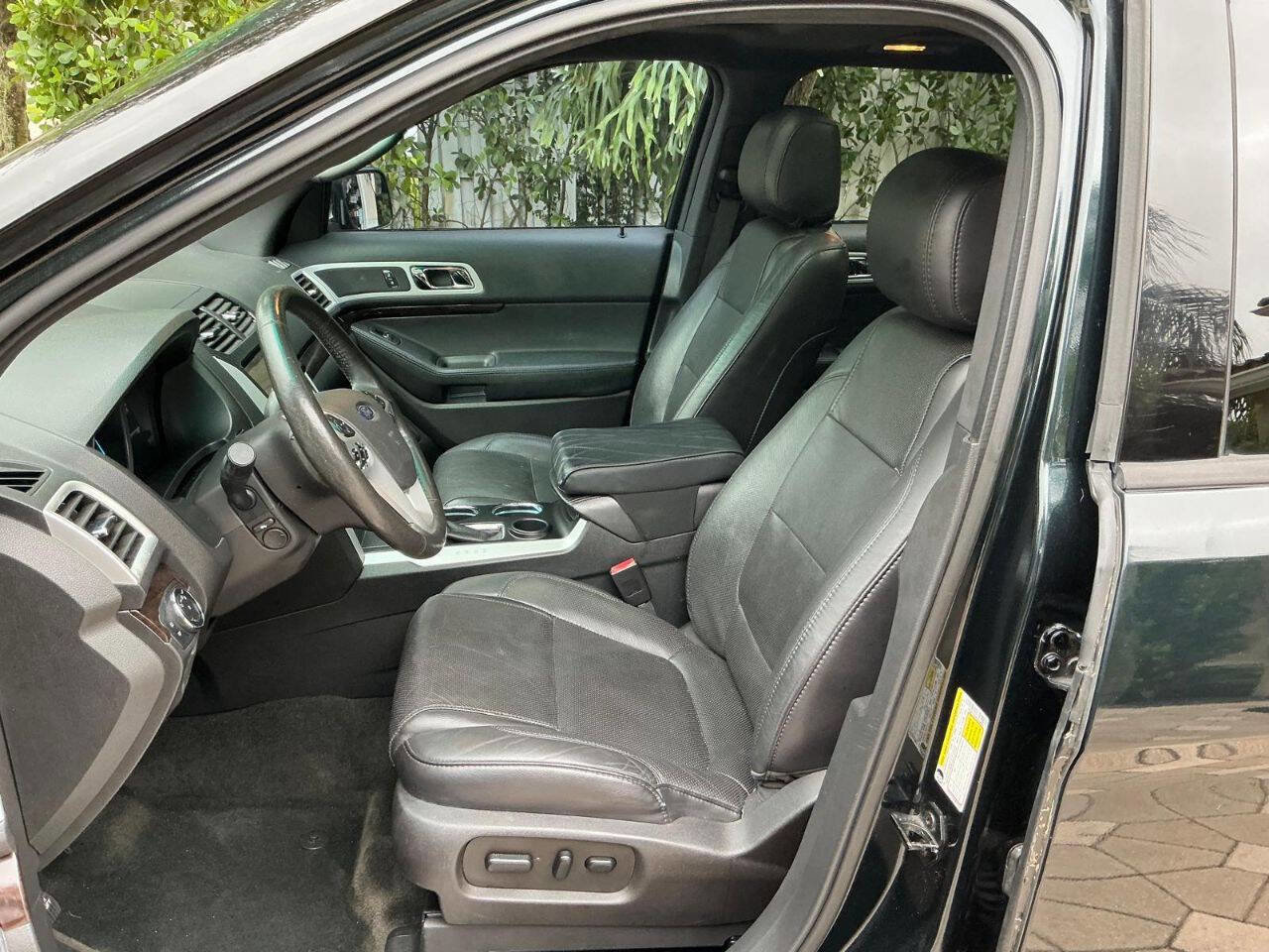 Used 2014 Ford Explorer Limited w/ Equipment Group 301A image 8