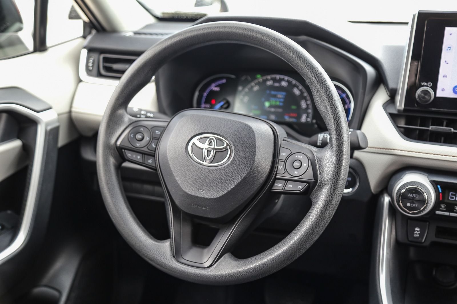 Certified 2025 Toyota RAV4 XLE w/ Convenience Package AWD/4WD image 15