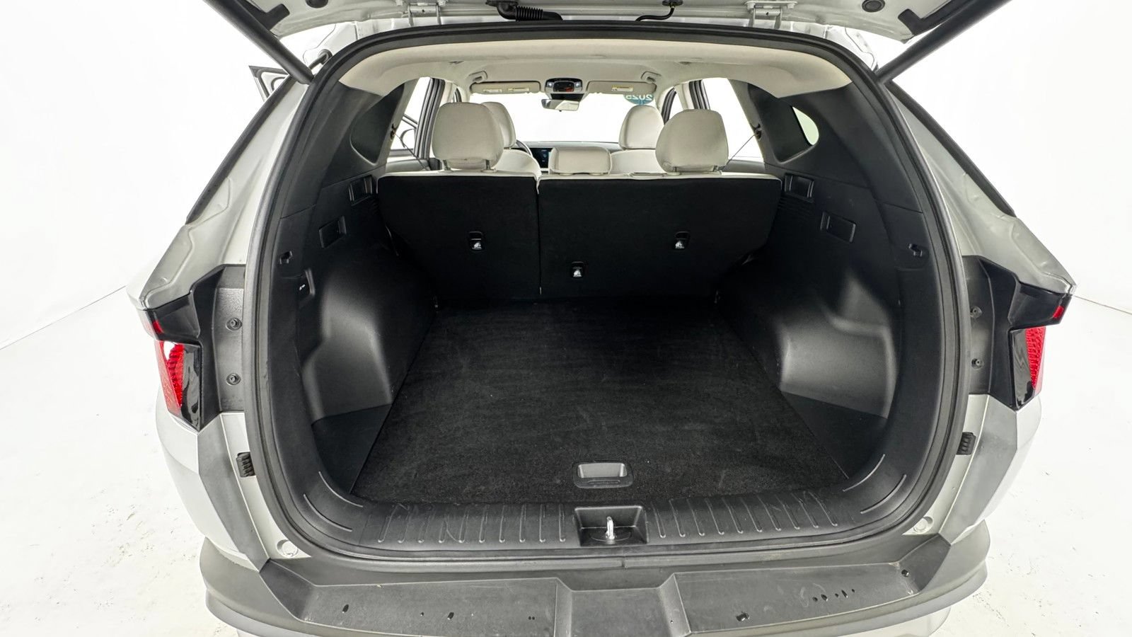 Used 2025 Hyundai Tucson SEL AWD/4WD image 15