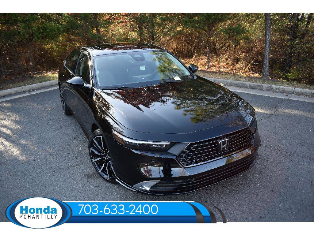 New 2025 Honda Accord Hybrid Touring video 2