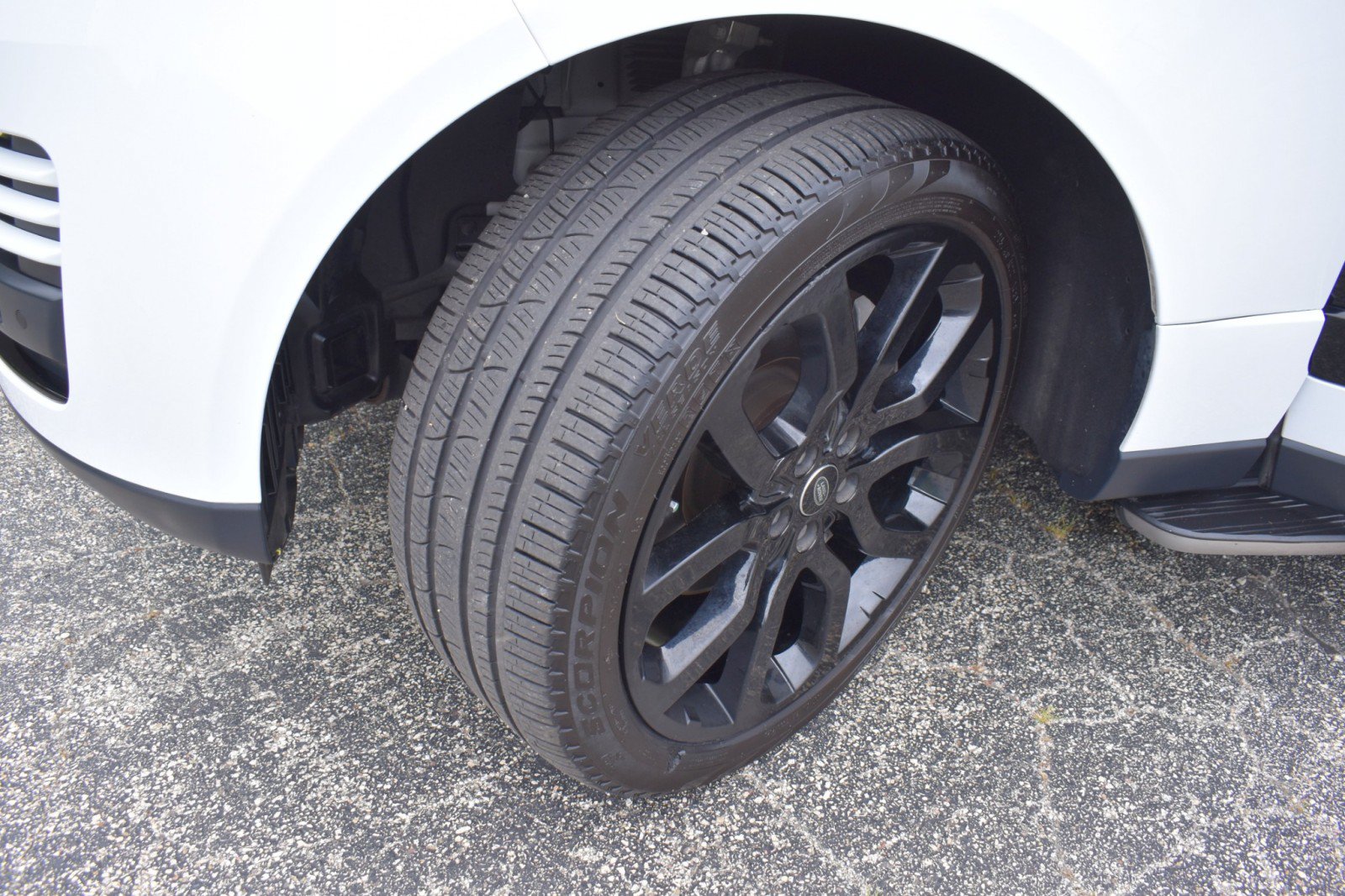 Used 2021 Land Rover Range Rover AWD/4WD image 54