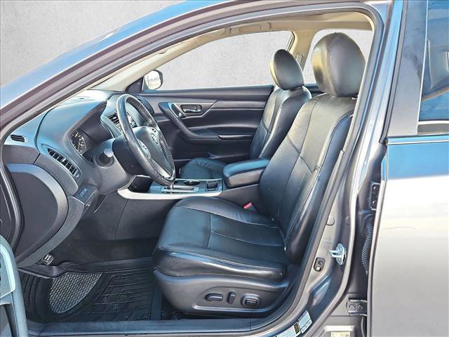 Used 2015 Nissan Altima 2.5 SL w/ Technology Package image 17