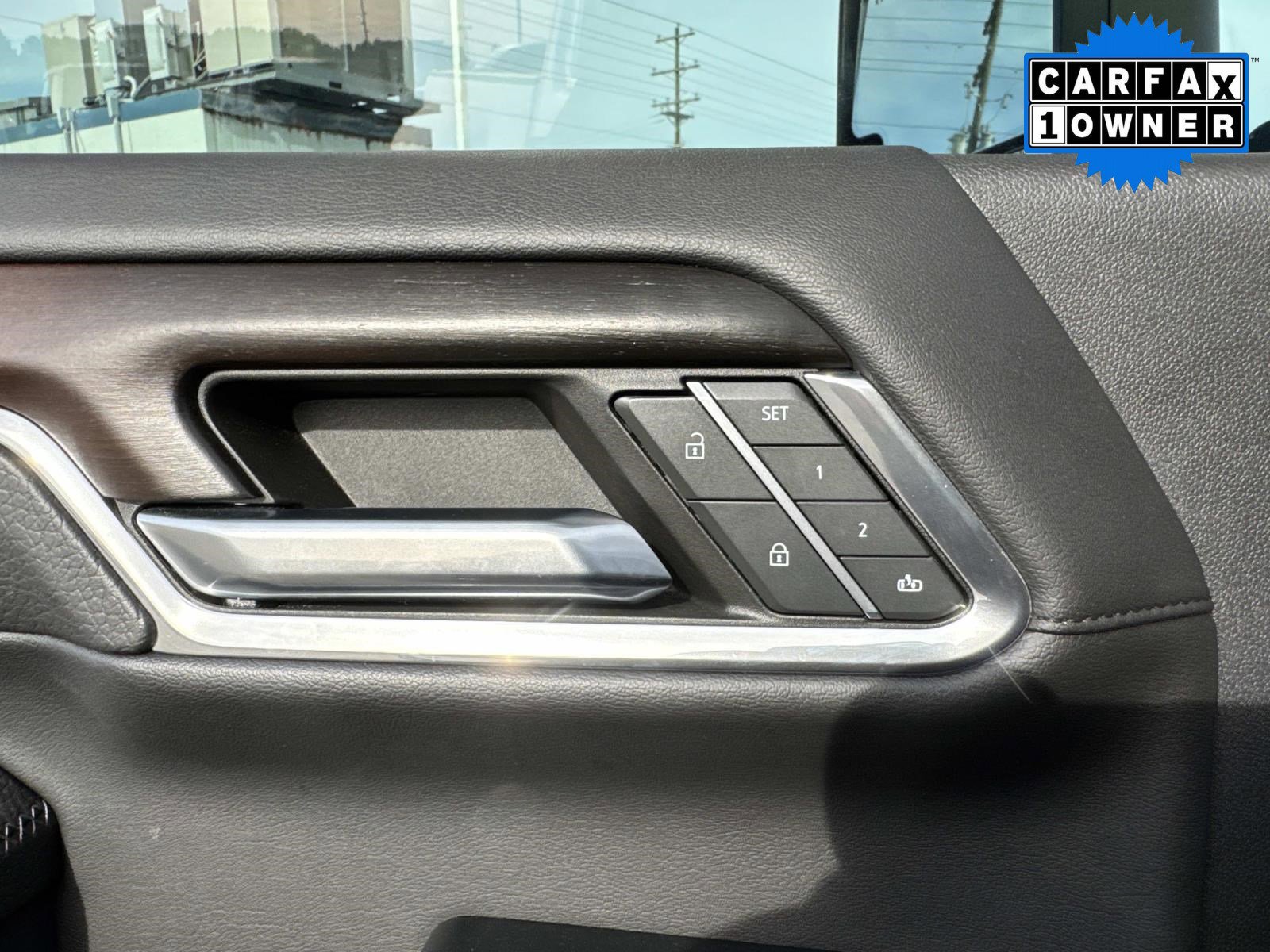 Used 2024 GMC Sierra 3500 Denali w/ Denali Reserve Package image 24