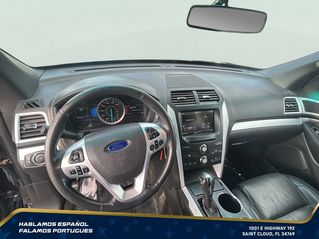 Used 2014 Ford Explorer XLT w/ Equipment Group 202A FWD image 16