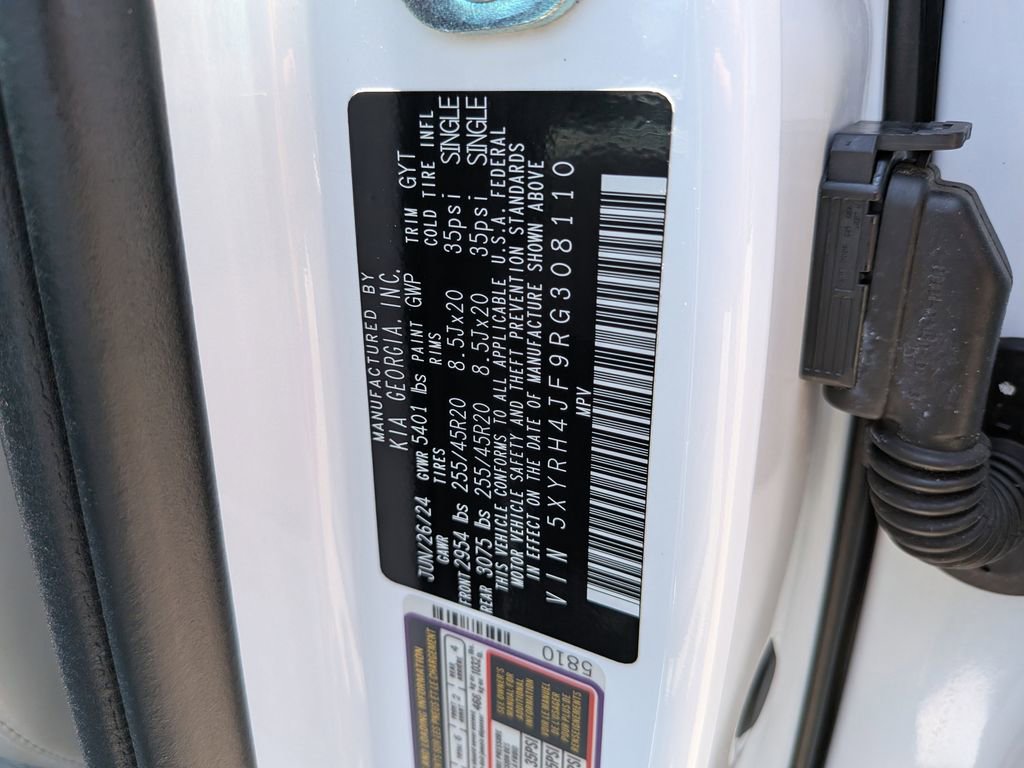Certified 2024 Kia Sorento EX w/ Panoramic Sunroof Package FWD image 39