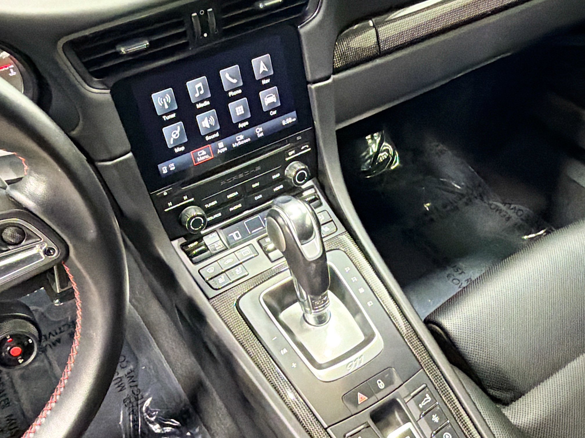 Used 2019 Porsche 911 Turbo image 25