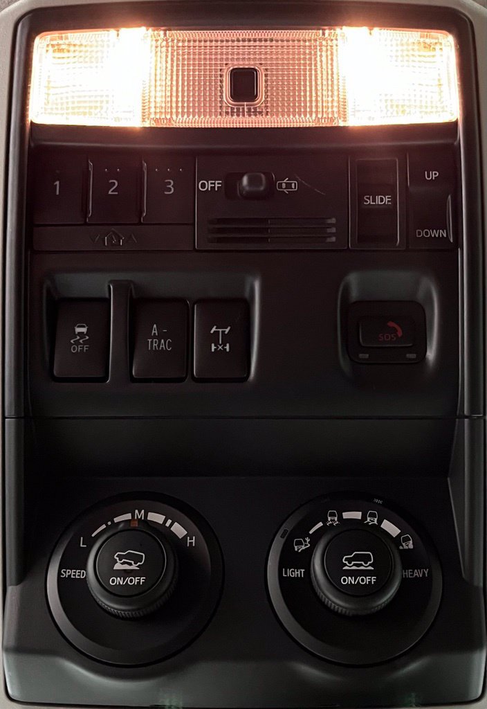 Used 2022 Toyota 4Runner TRD Off-Road Premium AWD/4WD image 41
