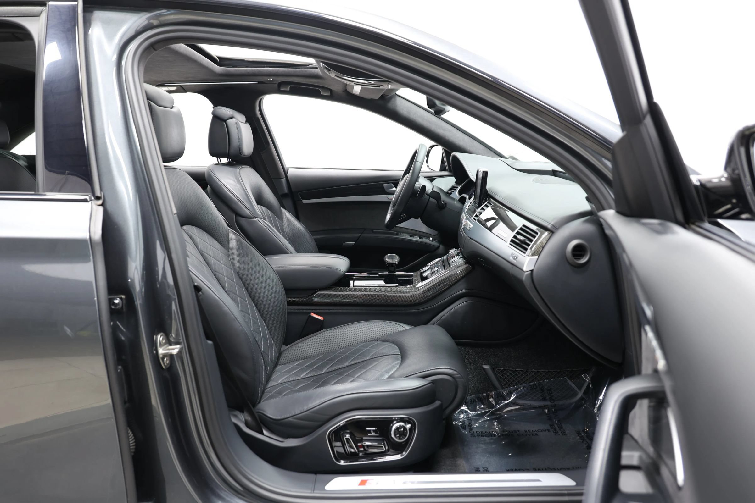 Used 2016 Audi S8 Plus AWD/4WD image 93