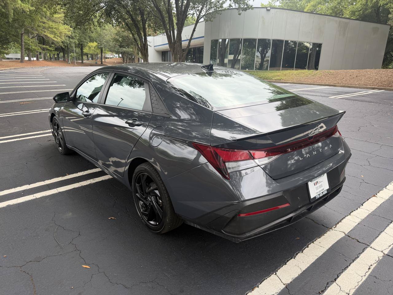 Used 2026 Hyundai Elantra Sport FWD image 7