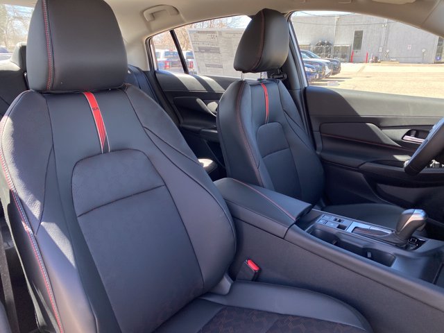 New 2026 Nissan Sentra SR w/ SR Premium Package FWD image 9