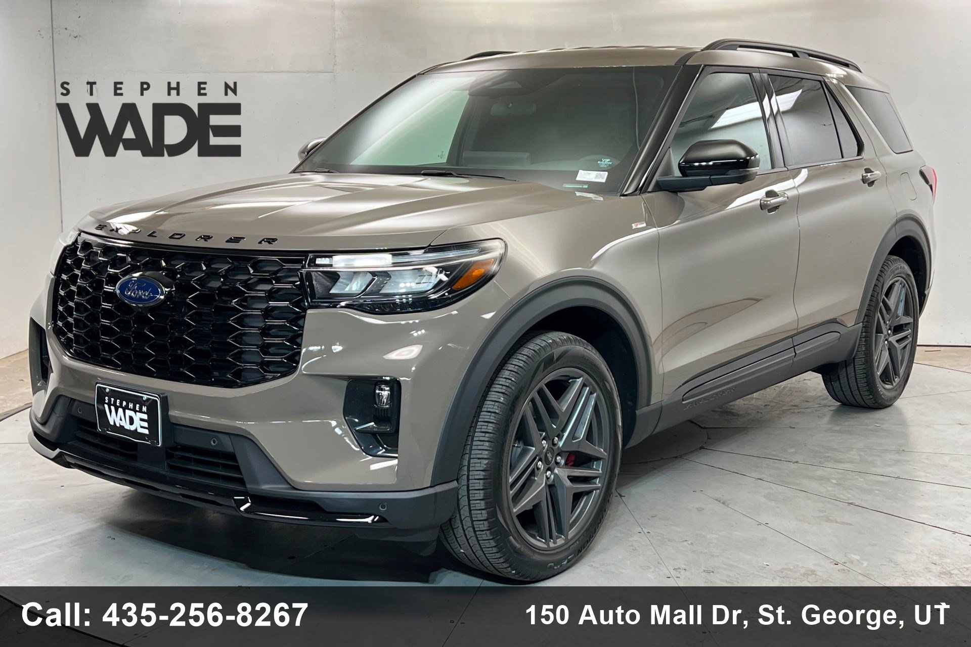 Used 2026 Ford Explorer ST-Line w/ ST-Line Street Pack AWD/4WD image 1