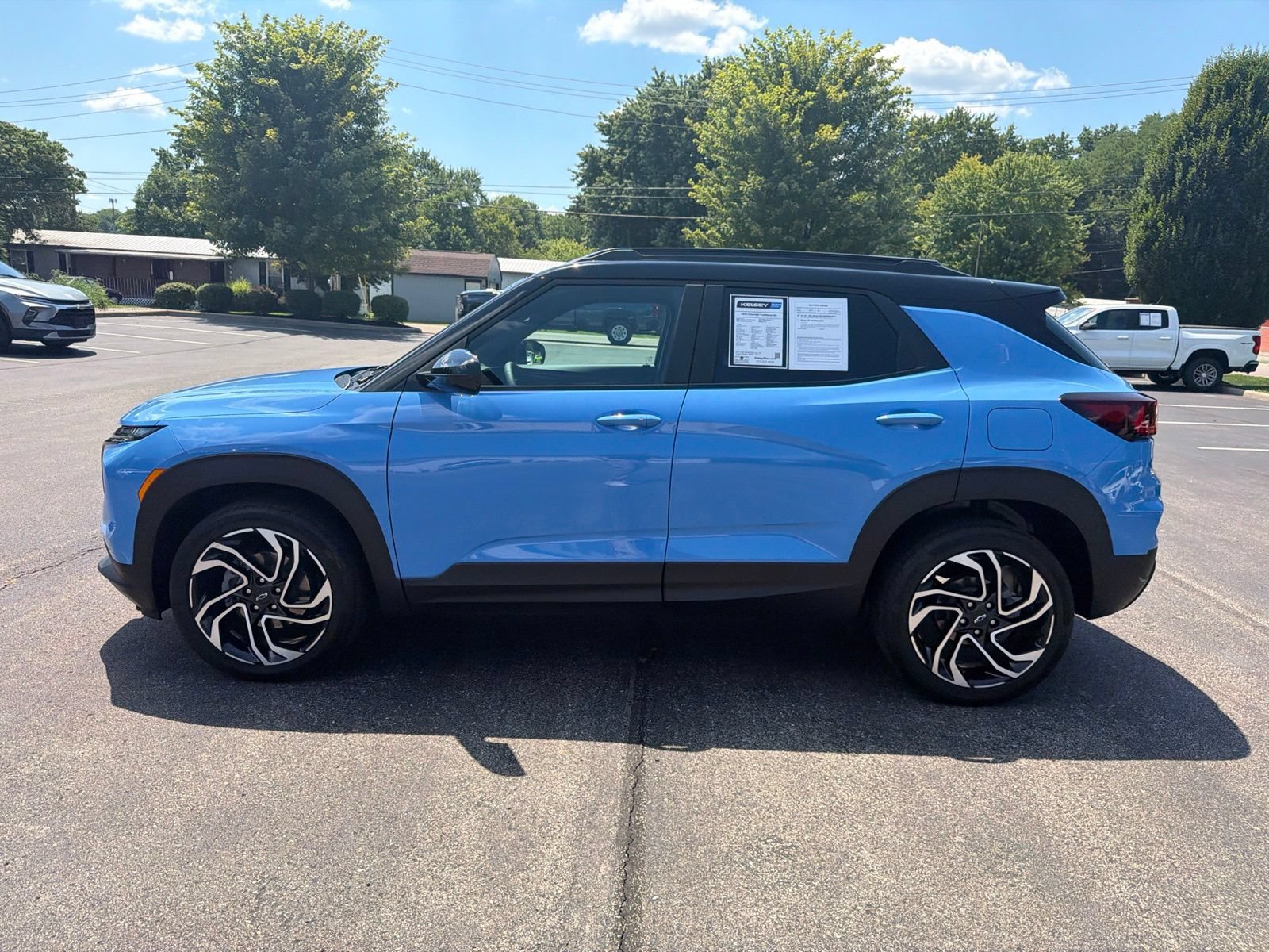 Certified 2024 Chevrolet TrailBlazer RS w/ Convenience Package AWD/4WD image 2