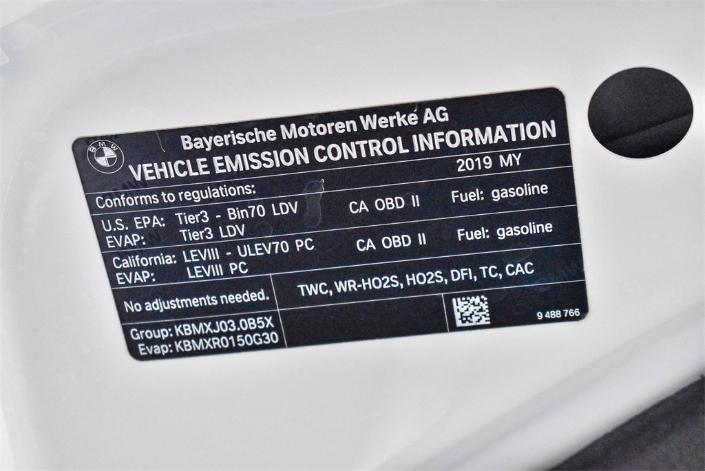 Used 2019 BMW 540i w/ M Sport Package image 27