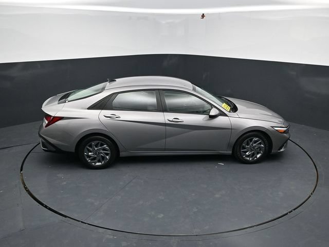 Used 2024 Hyundai Elantra SEL FWD image 56