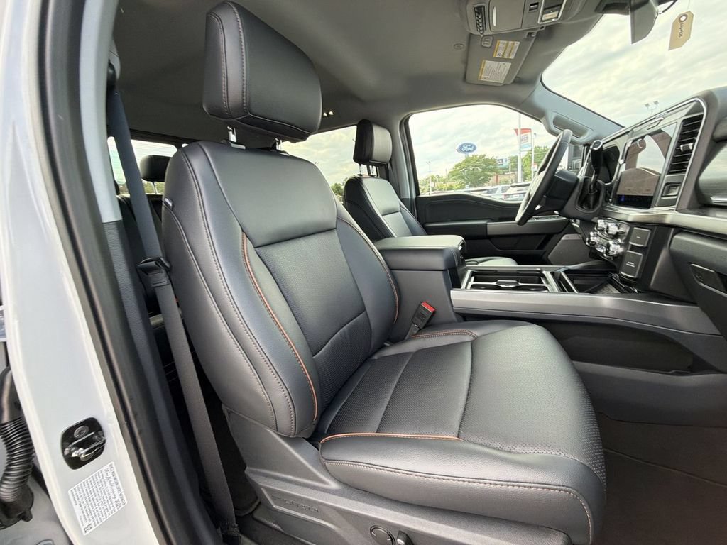 Certified 2026 Ford F350 Lariat w/ Black Appearance Package AWD/4WD image 28