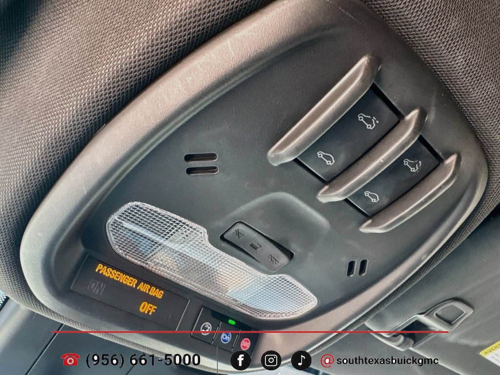 Used 2025 Chevrolet Trax RS w/ Sunroof Package FWD image 20