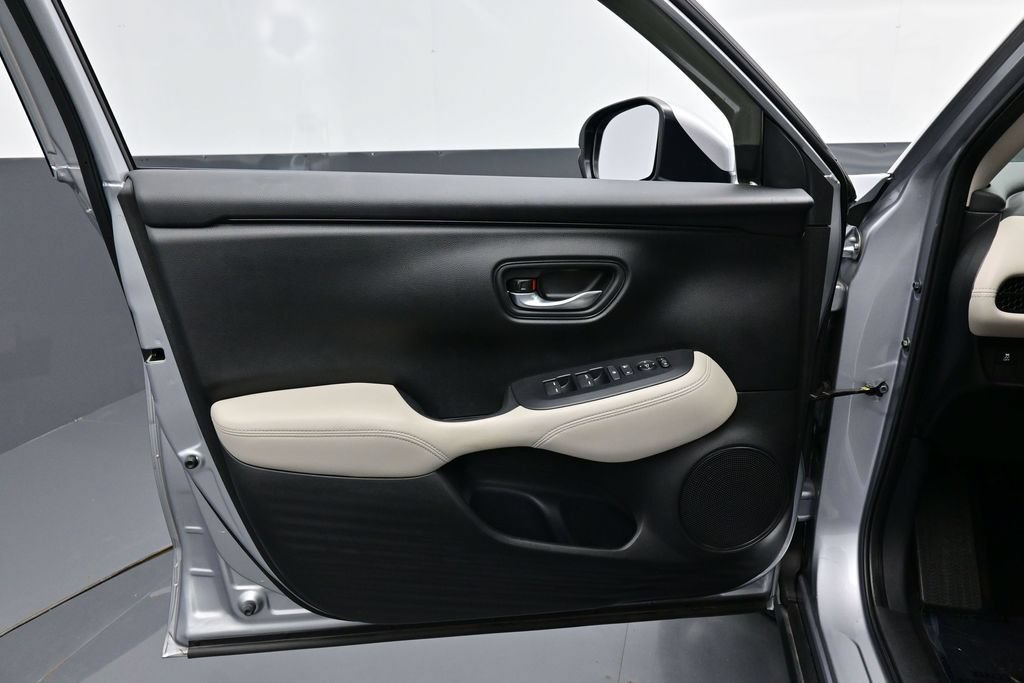 Used 2024 Honda HR-V LX image 18