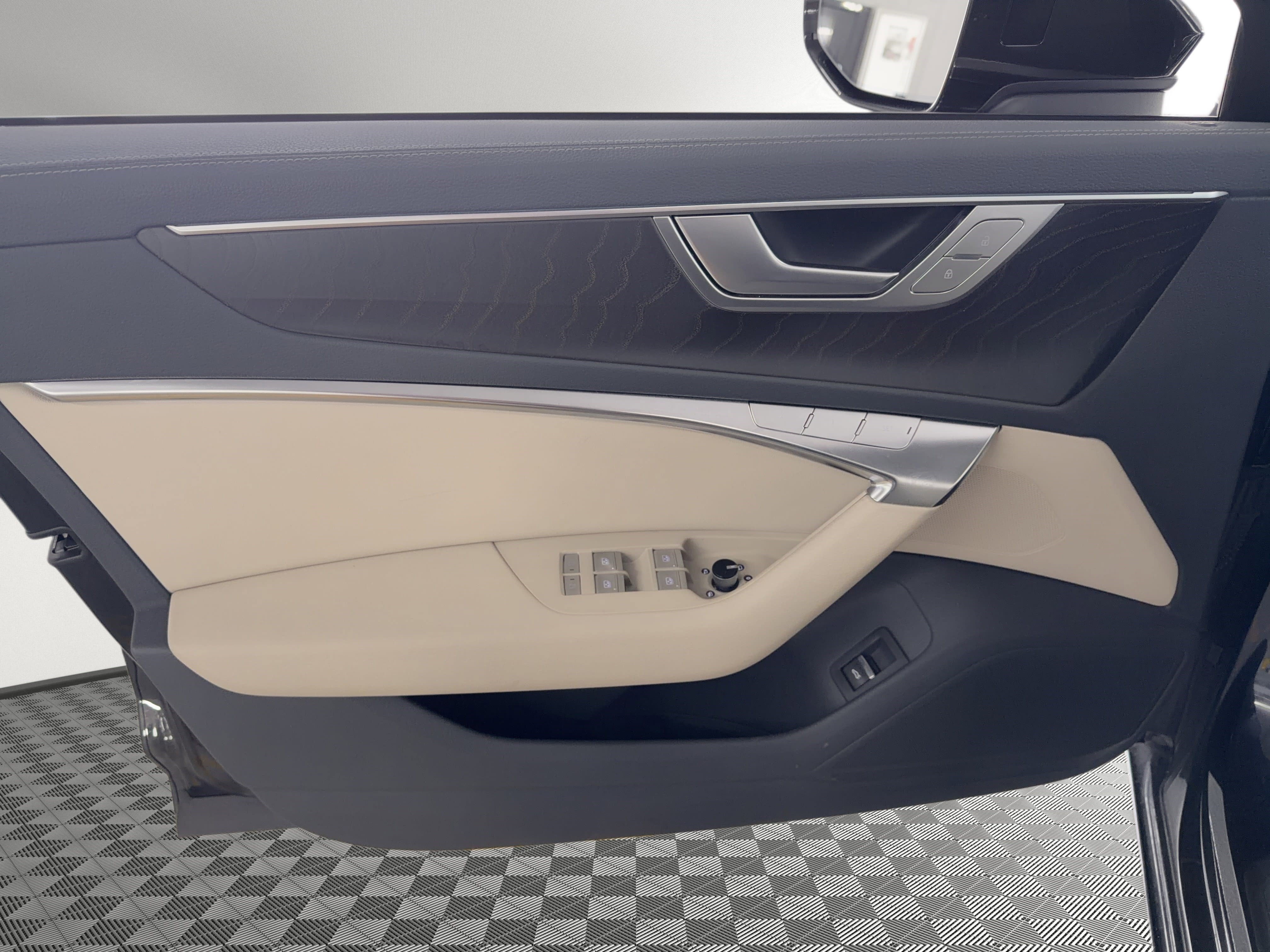 Used 2019 Audi A6 2.0T Premium w/ Convenience Package image 14