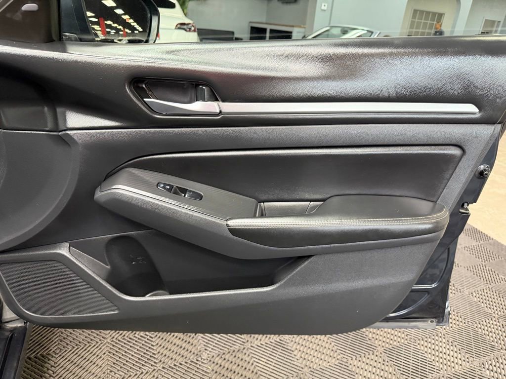 Used 2022 Nissan Altima 2.5 SV FWD image 52