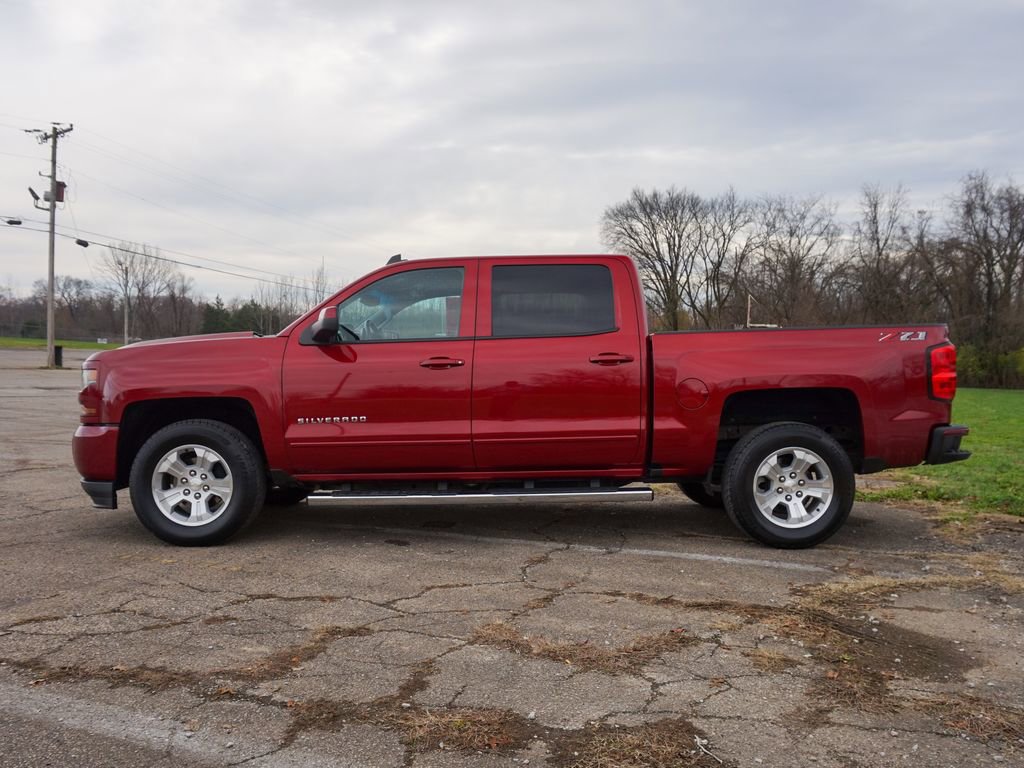 Used 2018 Chevrolet Silverado 1500 LT w/ All Star Edition image 9