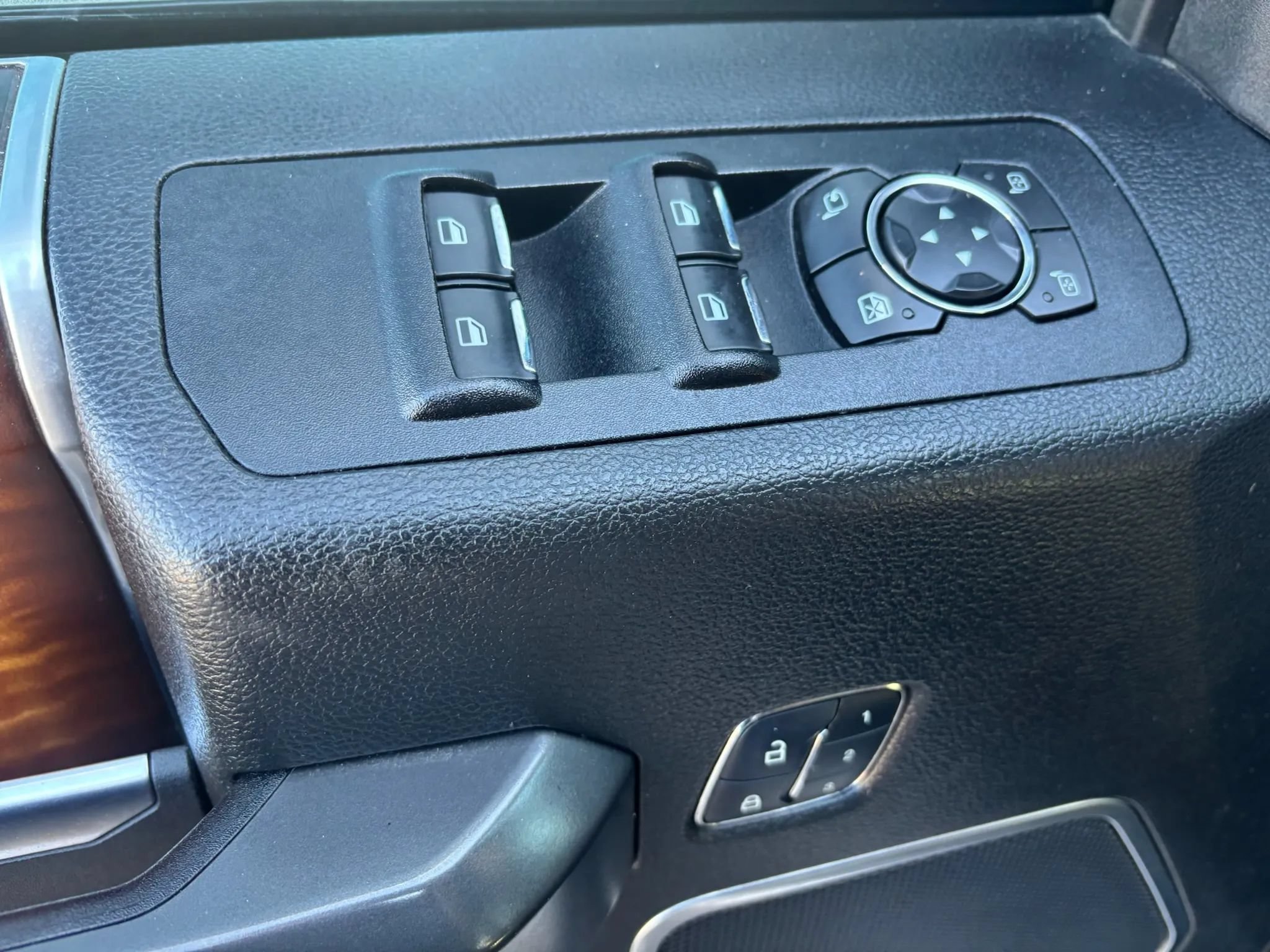 Used 2016 Ford F150 Limited w/ Trailer Tow Package AWD/4WD image 12
