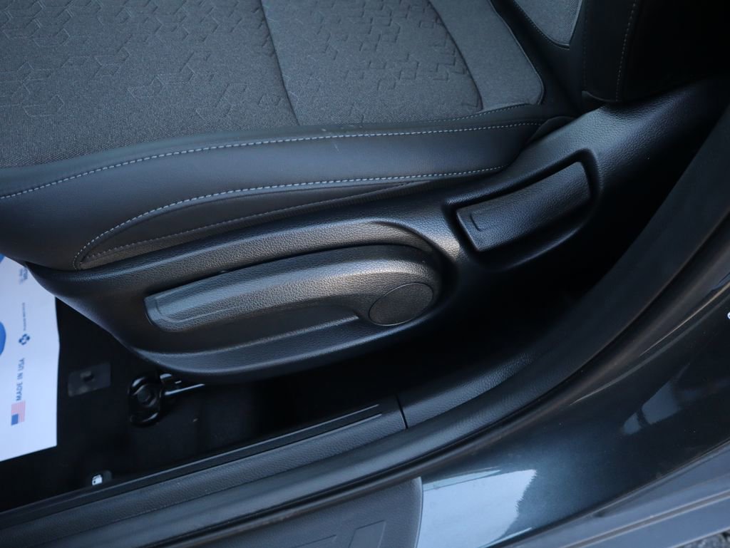 New 2026 Kia Seltos S FWD image 17