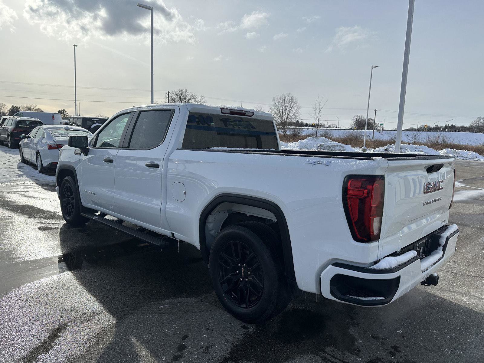 Used 2024 GMC Sierra 1500 Pro w/ Graphite Edition image 3