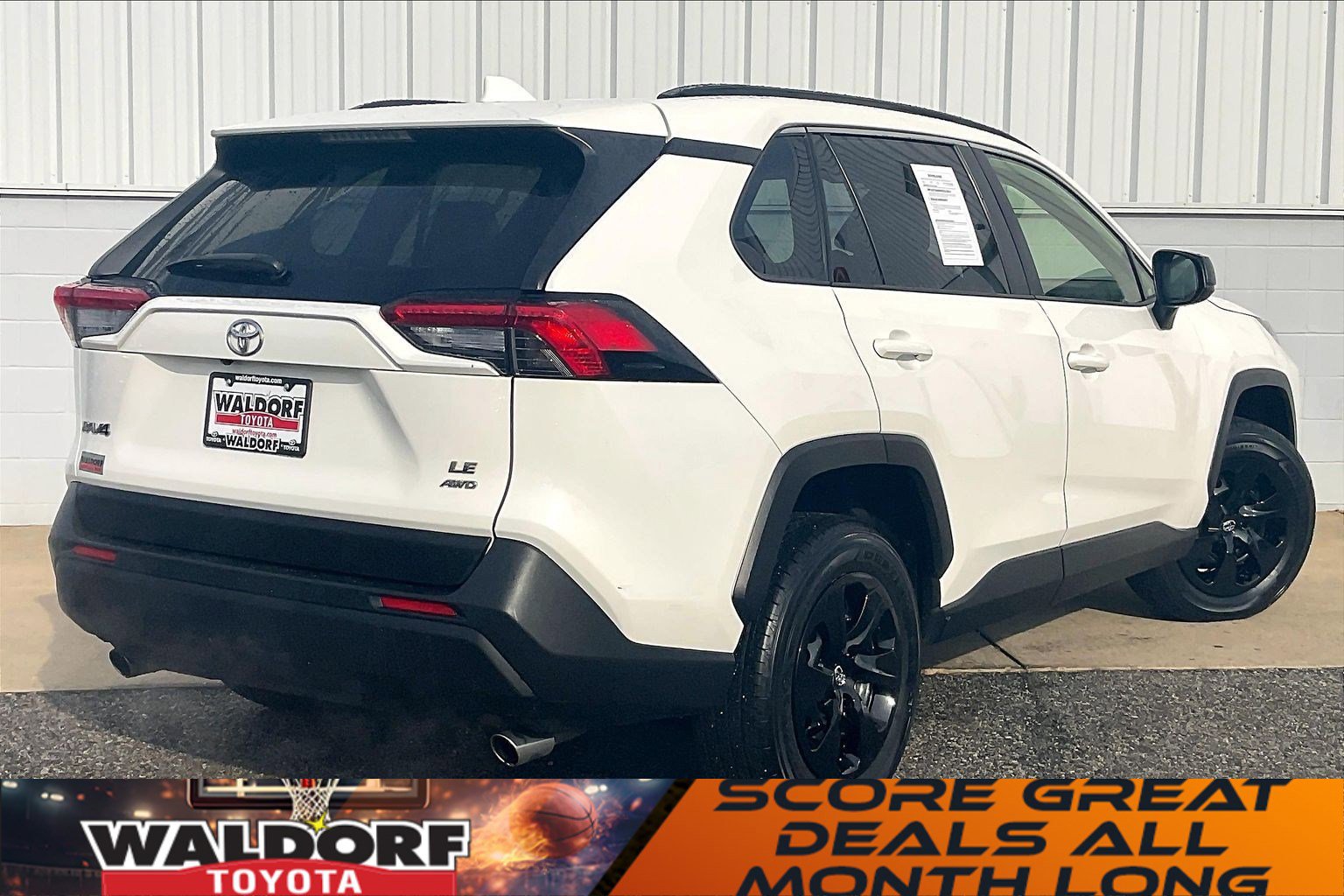 Used 2019 Toyota RAV4 LE w/ All Weather Liner Package image 9