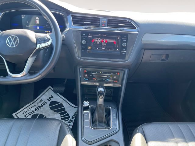 Used 2022 Volkswagen Tiguan SE image 10