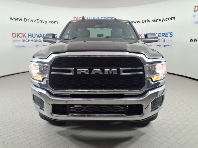 Used 2021 RAM 2500 Tradesman w/ Chrome Appearance Group AWD/4WD image 2