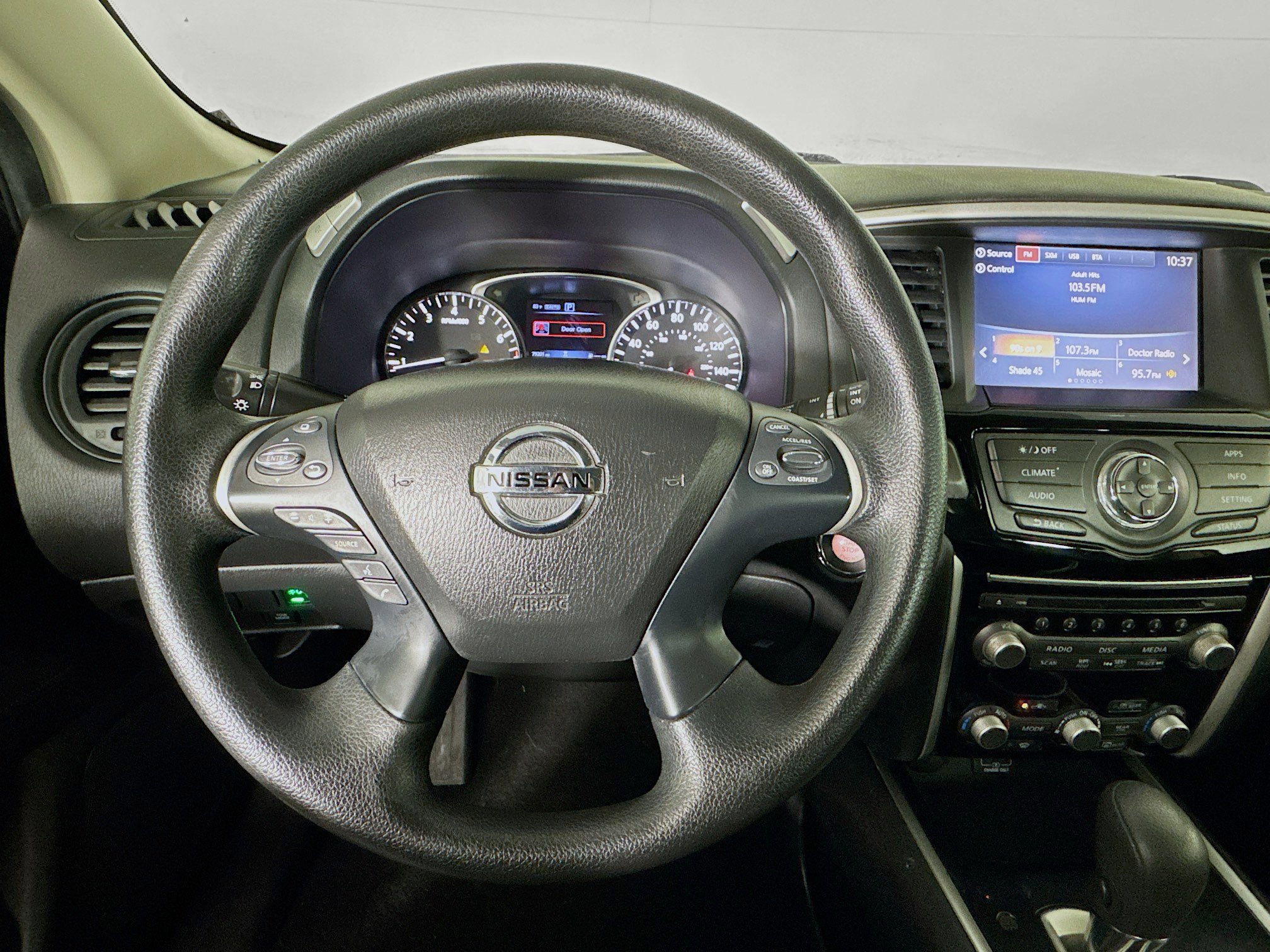 Used 2019 Nissan Pathfinder S AWD/4WD image 11