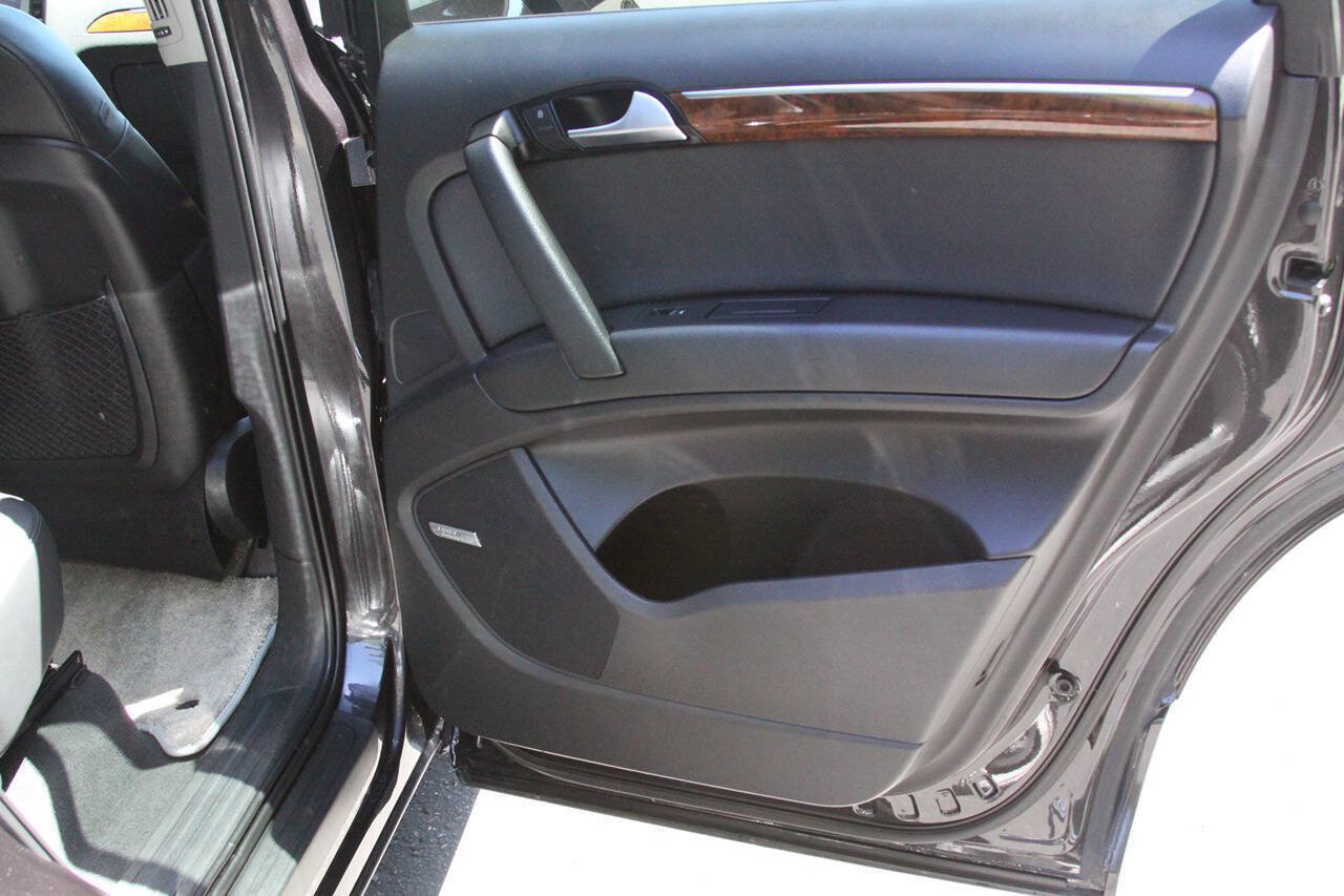 Used 2015 Audi Q7 TDI Premium Plus AWD/4WD image 28