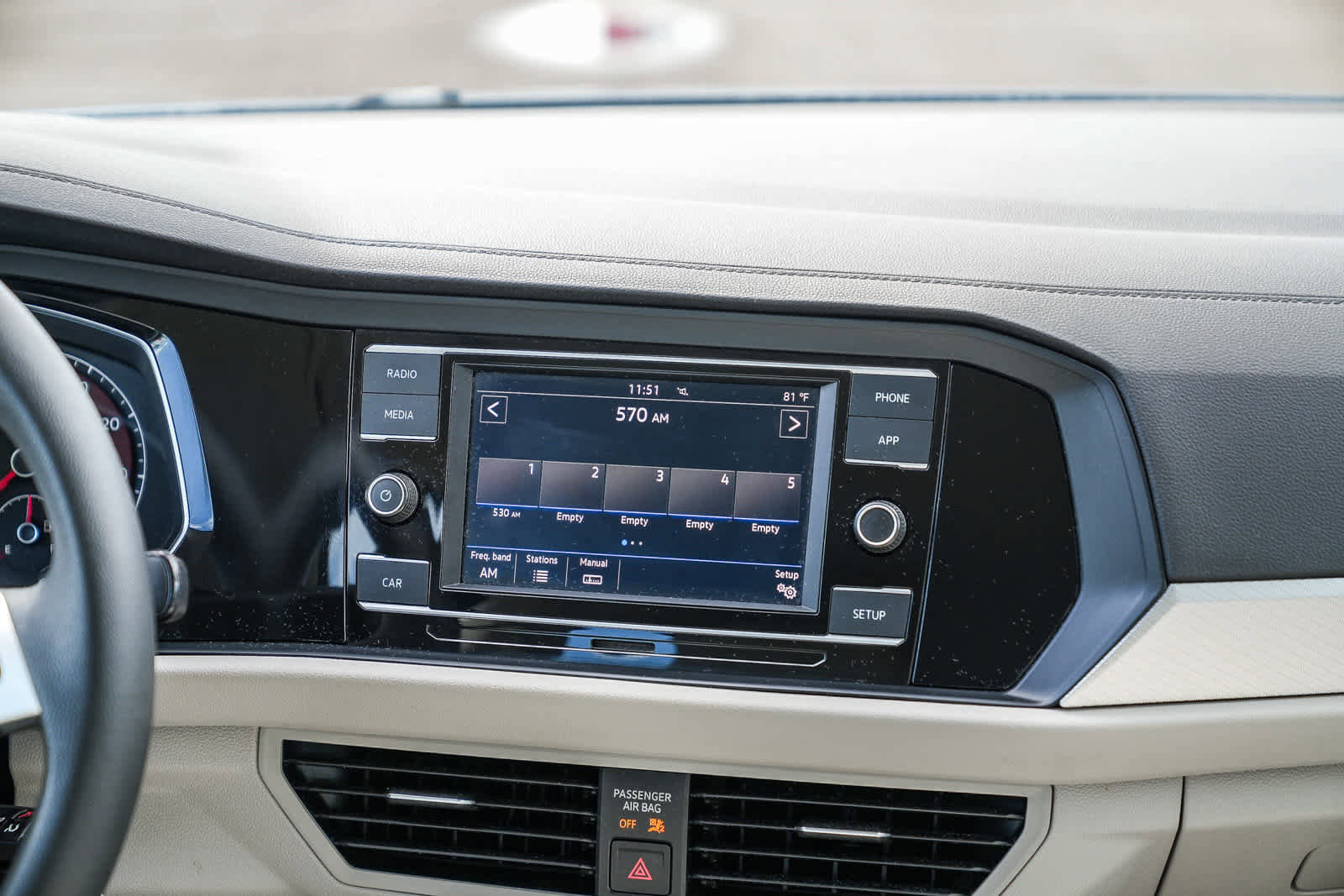 Used 2019 Volkswagen Jetta S w/ Driver Assistance Package image 9