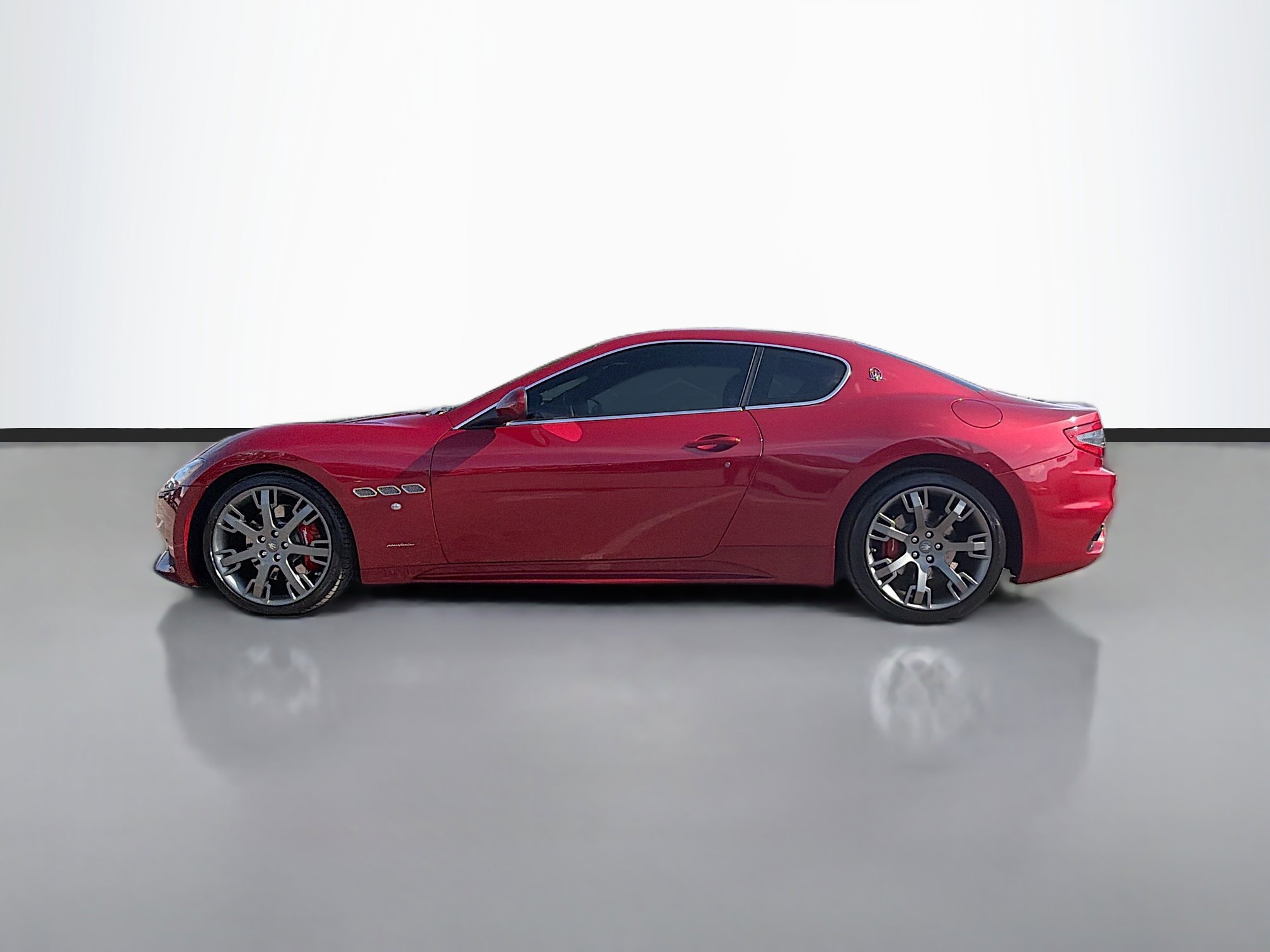 Used 2018 Maserati GranTurismo Sport image 6