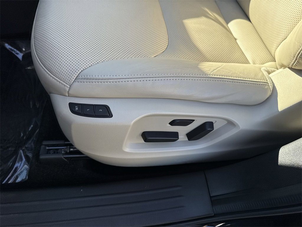 Certified 2023 MAZDA CX-9 Touring Plus image 42