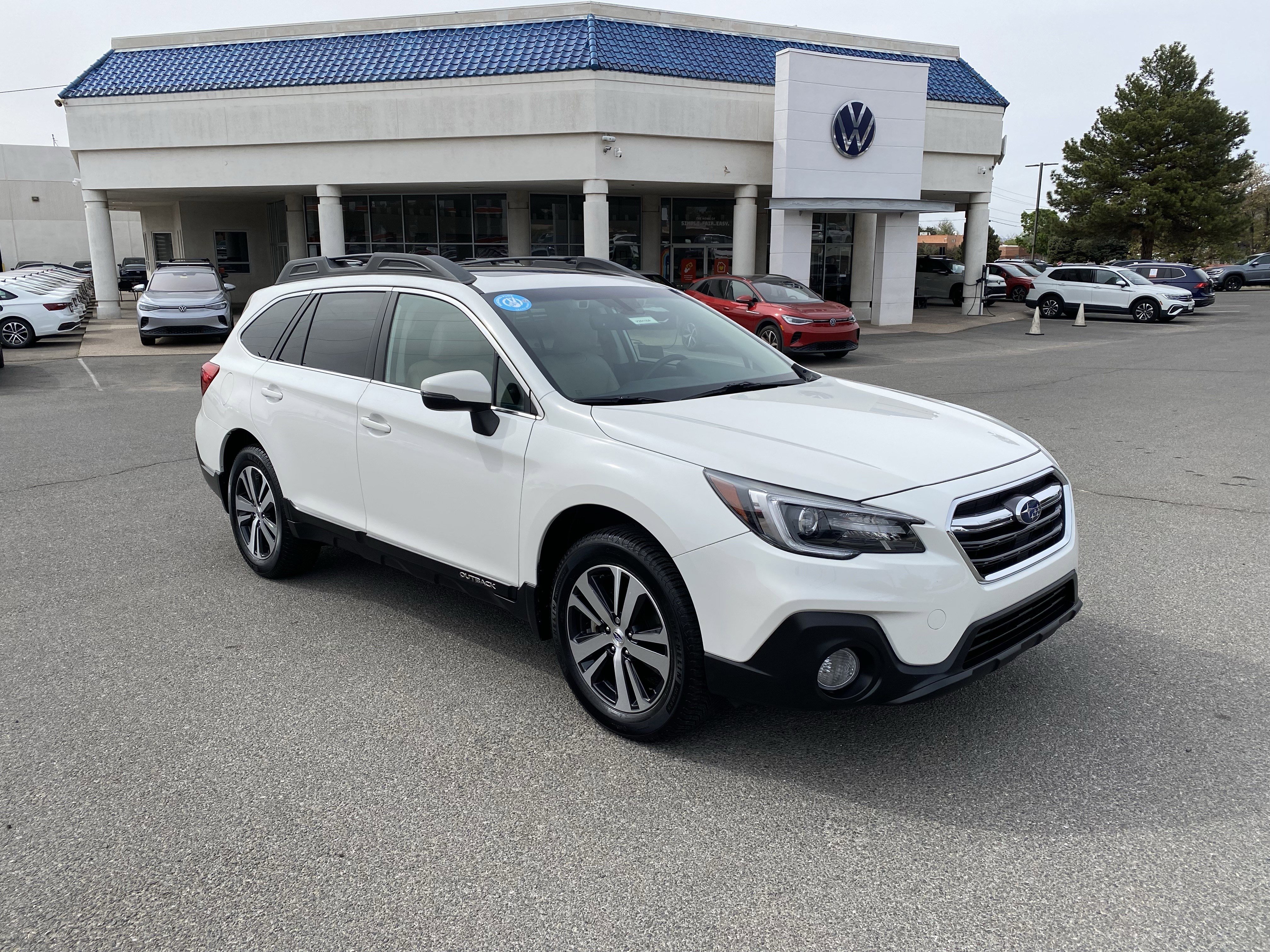 Used 2018 Subaru Outback 3.6R Limited AWD/4WD image 50