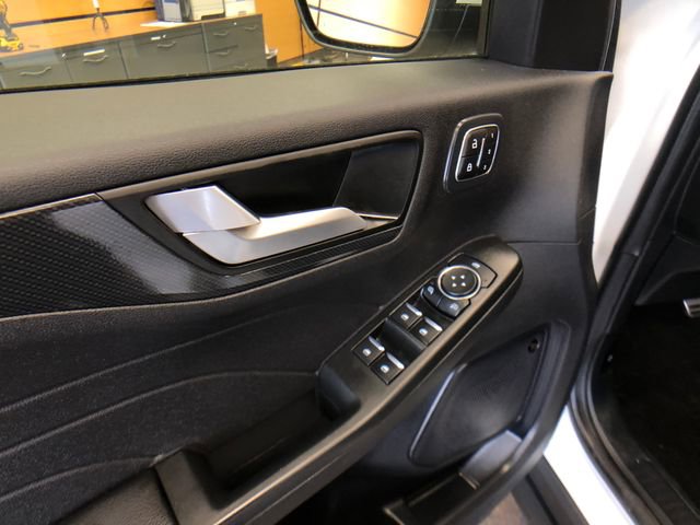 Used 2023 Ford Escape ST-Line Select w/ Tech Pack #2 AWD/4WD image 12