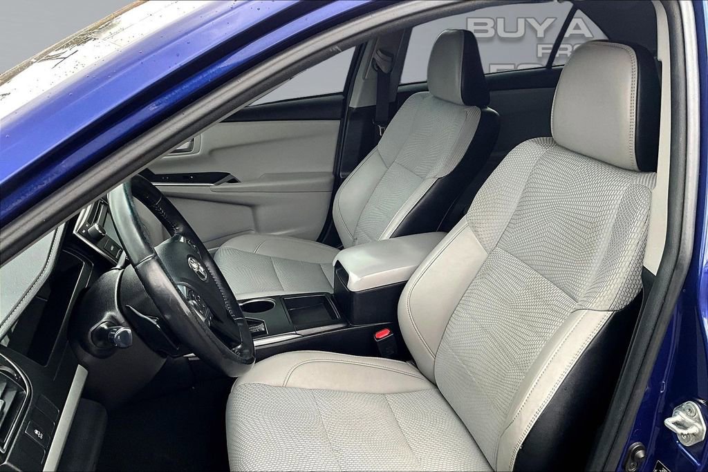 Used 2016 Toyota Camry SE FWD image 24